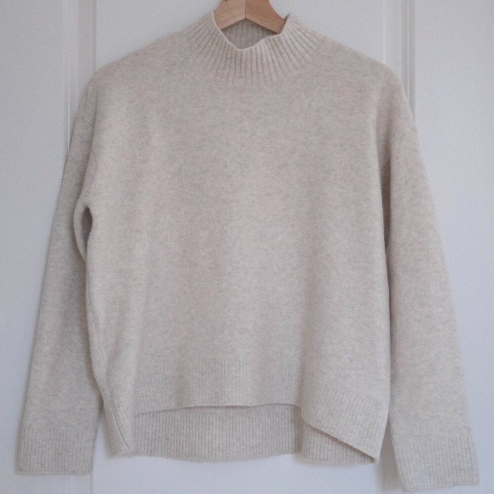 Uniqlo Off White High Neck Sweater (XS)